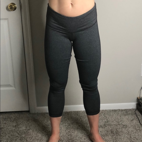 danskin now fitted capri leggings